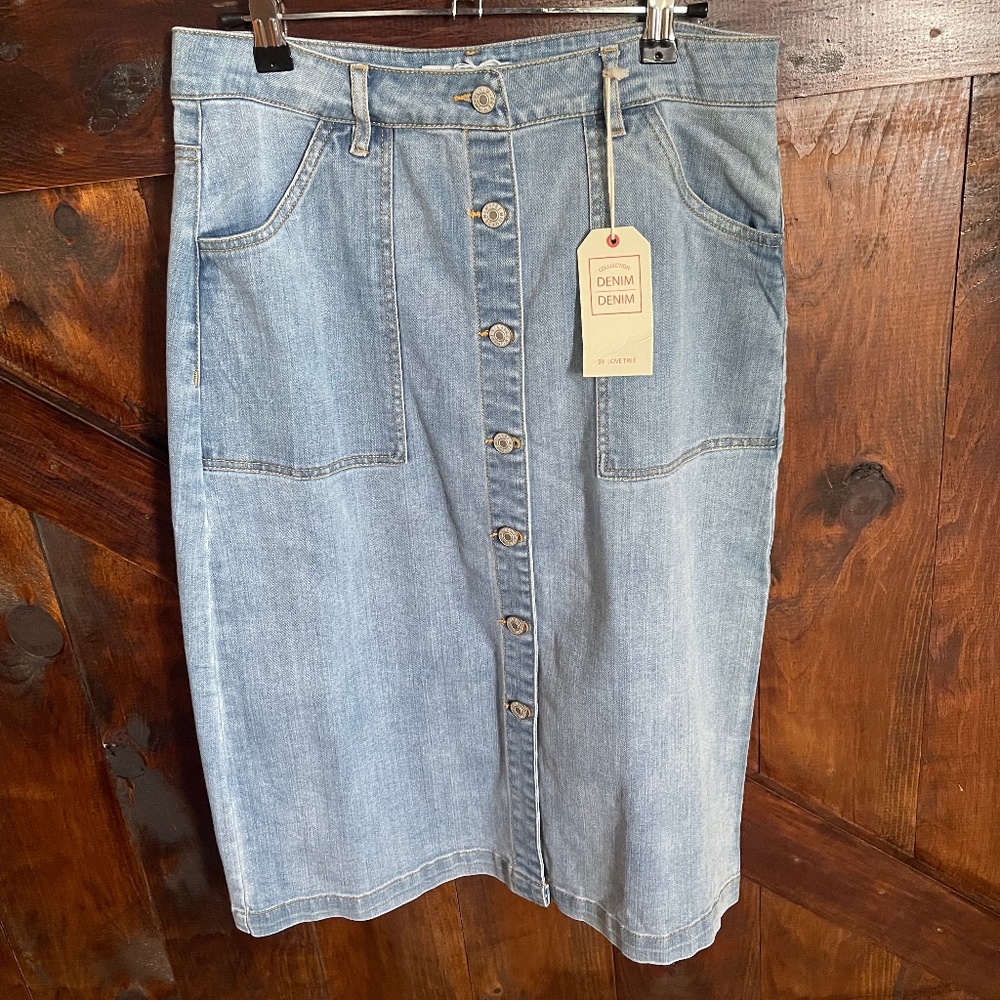 Denim skirt